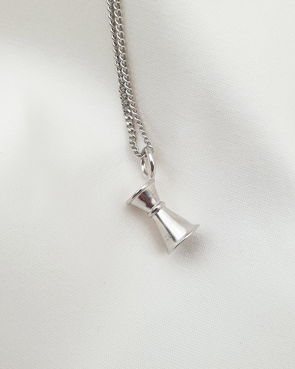 SMALL JIGGER NECKLACE