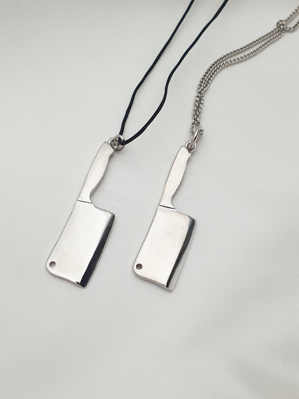 CLEAVER NECKLACE I