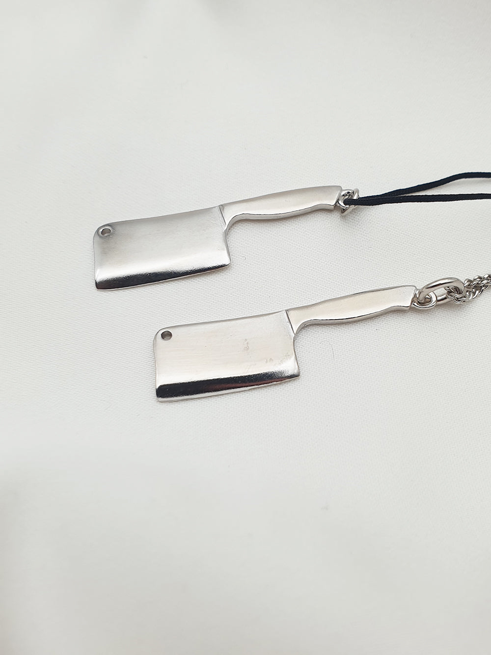 CLEAVER NECKLACE I