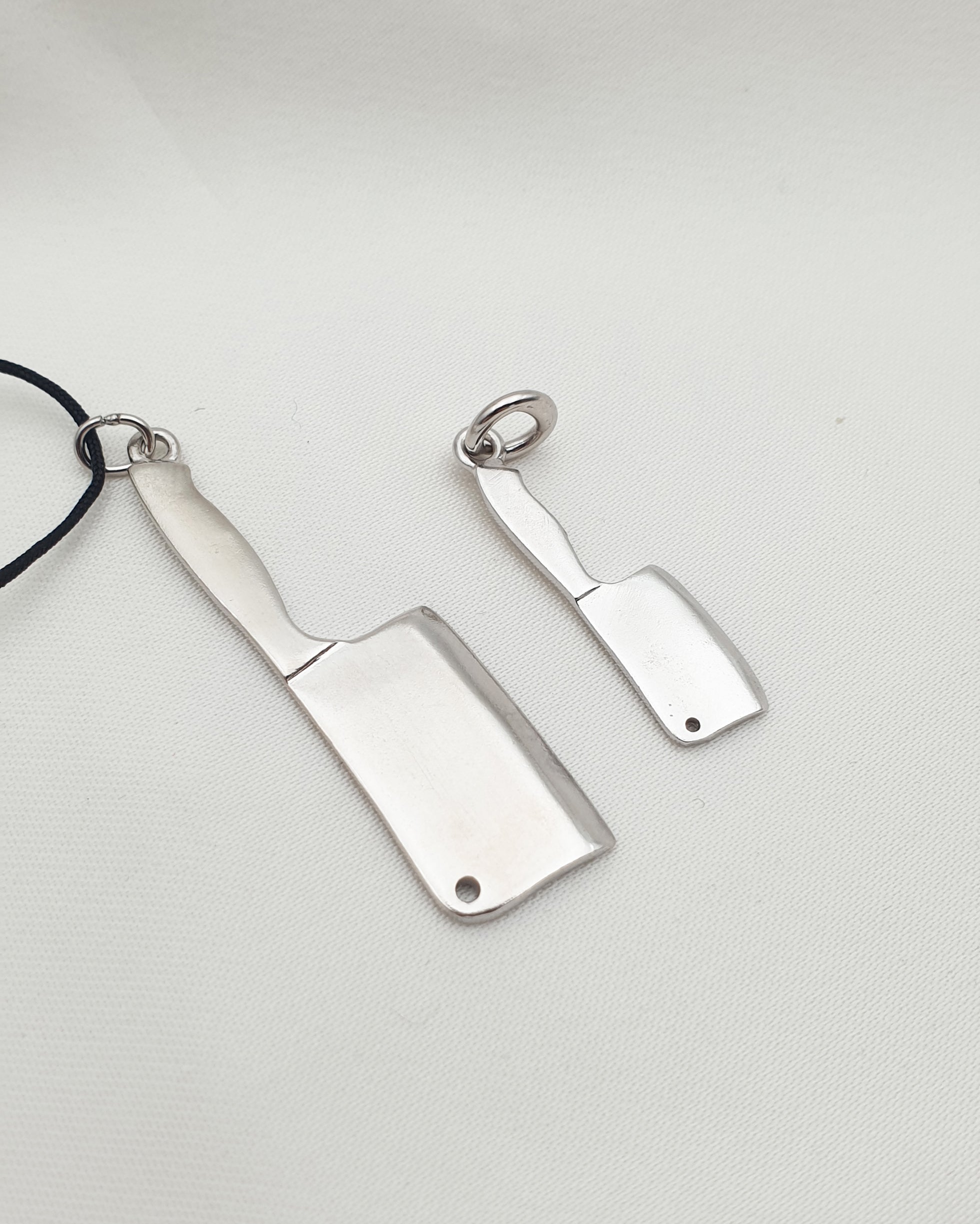 CLEAVER NECKLACE I