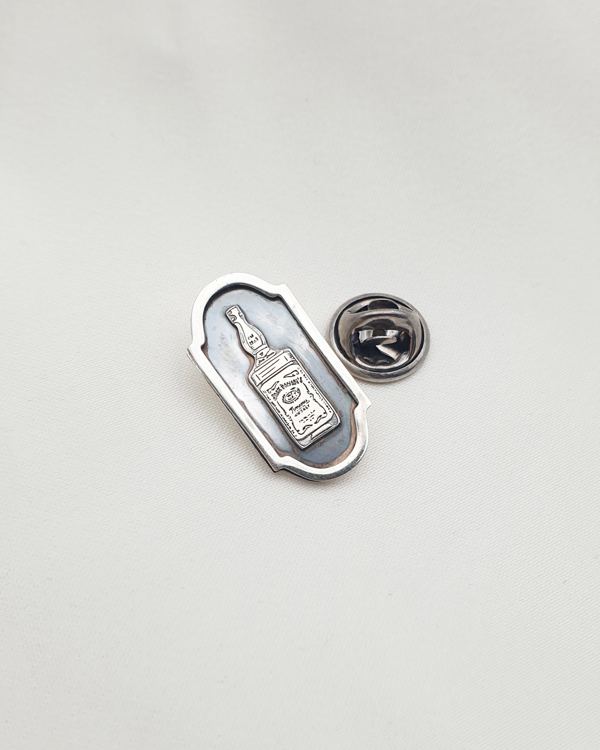 WHISKEY PIN
