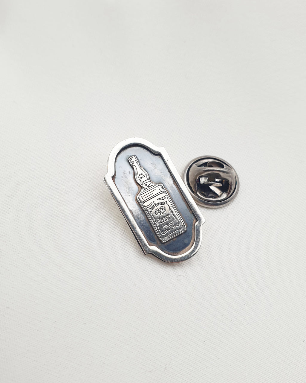 WHISKEY PIN