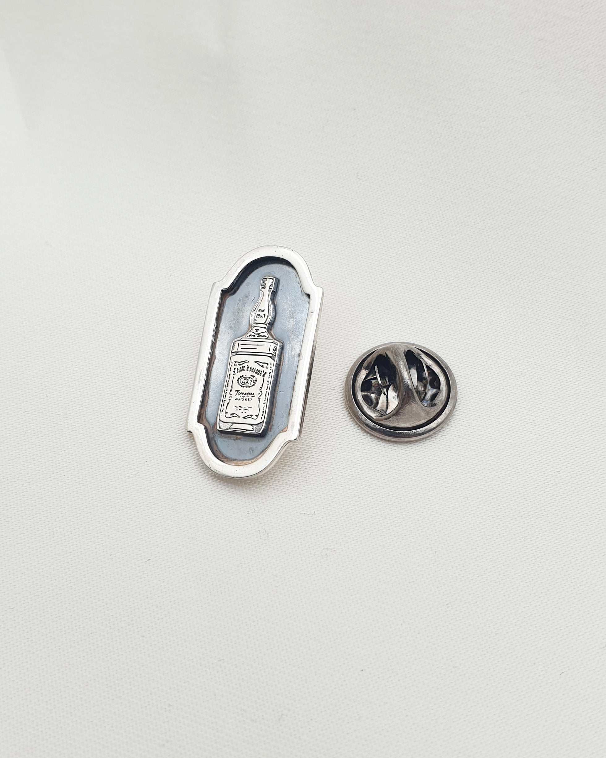 WHISKEY PIN