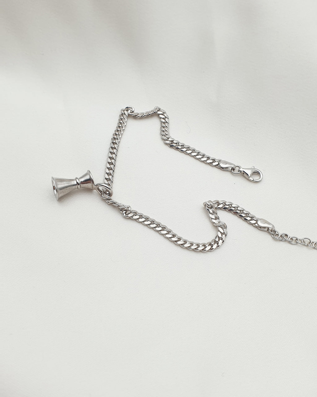 SMALL JIGGER BRACELET
