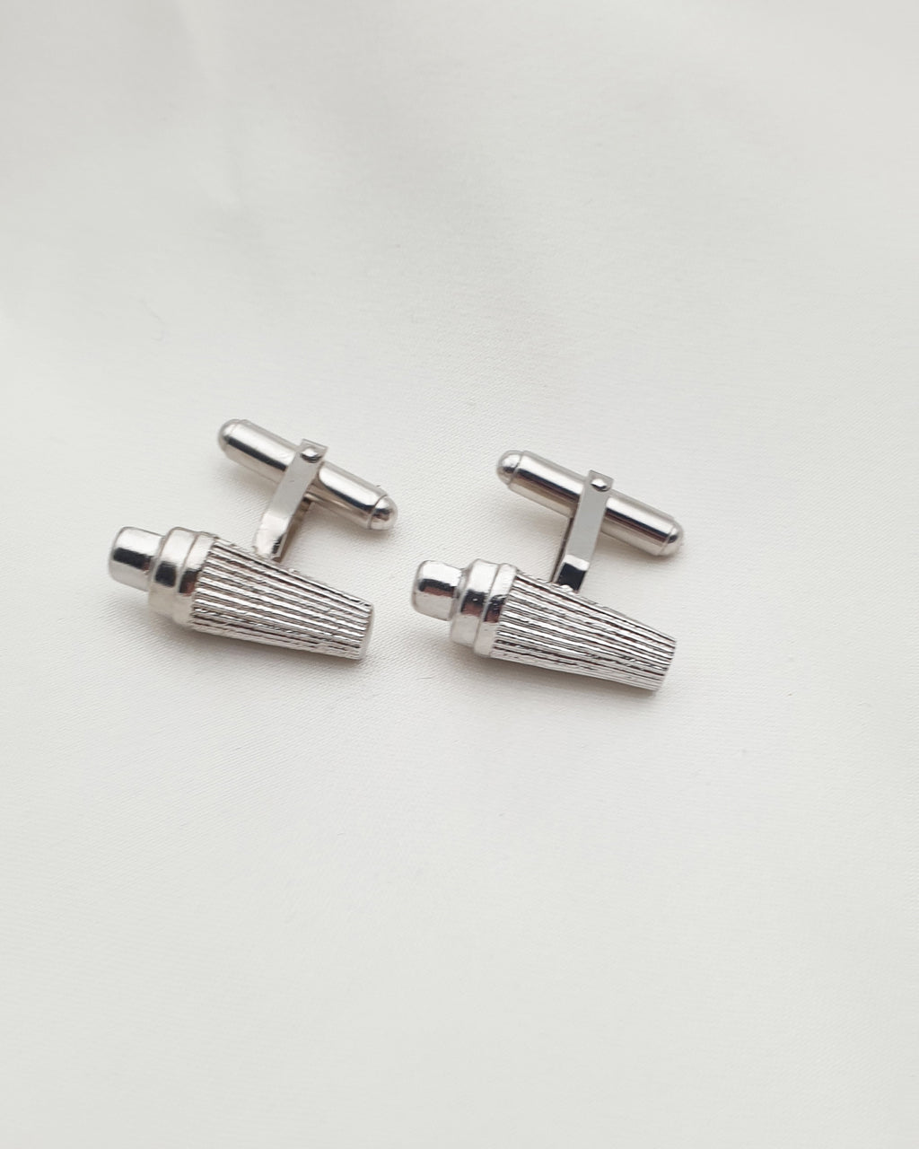 SHAKER CUFFLINKS
