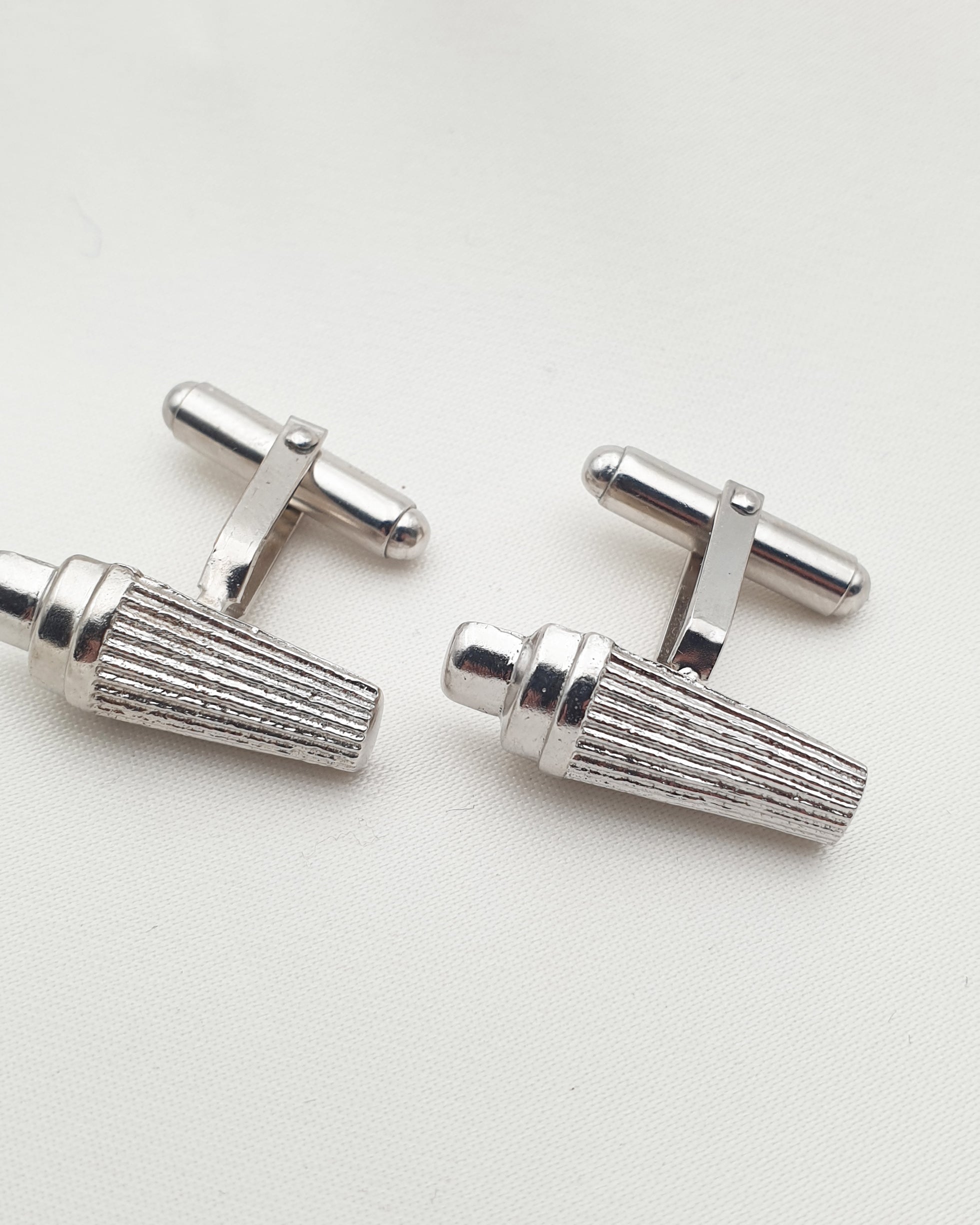SHAKER CUFFLINKS