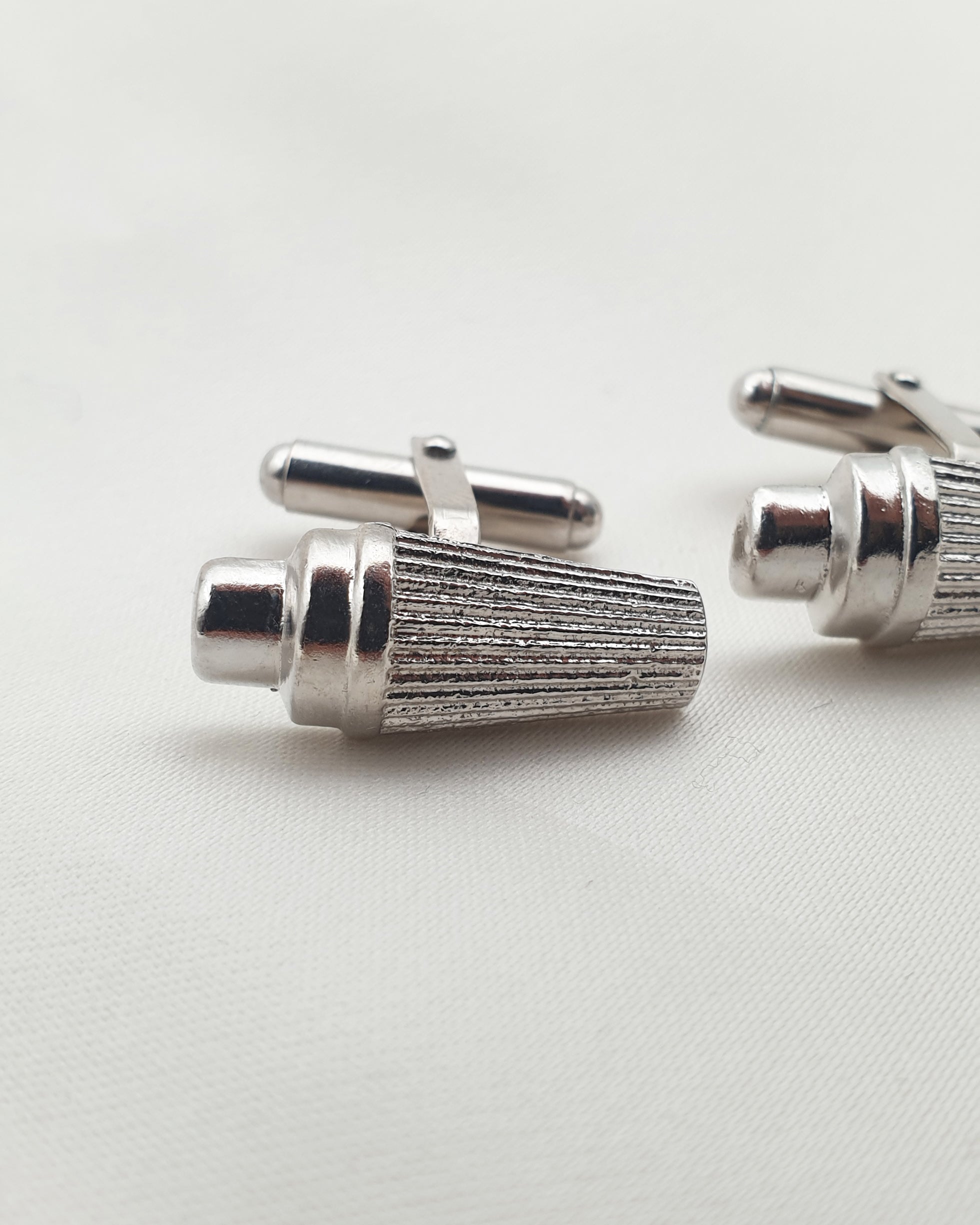 SHAKER CUFFLINKS